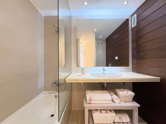 Image No.25-3 Bed Apartment for sale