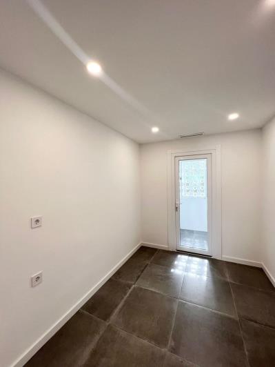 Image No.9-3 Bed Apartment for sale