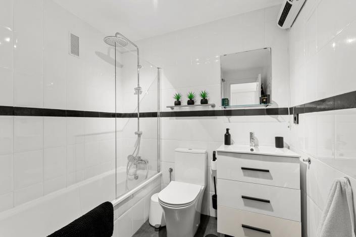 Image No.15-3 Bed Penthouse for sale