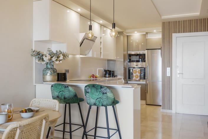 Image No.8-2 Bed Apartment for sale