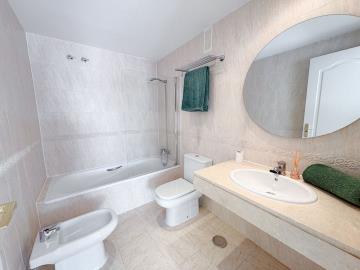 591ab395ea7b6c4c80193a1fe696c0e8780343fb2ec