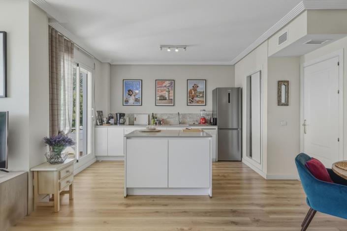 Image No.6-3 Bed Apartment for sale