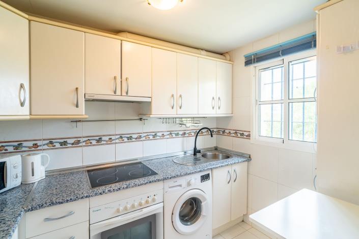 Image No.10-2 Bed Apartment for sale