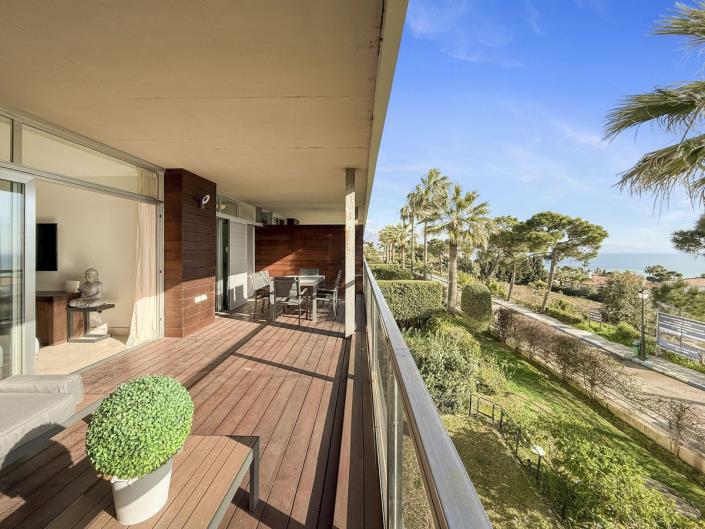 Image No.14-3 Bed Apartment for sale