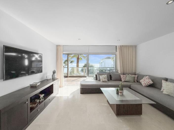 Image No.9-3 Bed Apartment for sale