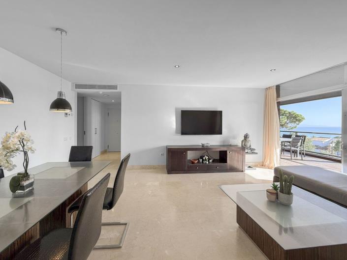 Image No.10-3 Bed Apartment for sale