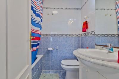 16-ec67b526875bf0124b6ce4328a754439