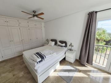 18-cc72f169493c096e712837ff5d8b6e41