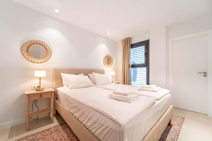 Image No.11-2 Bed Apartment for sale