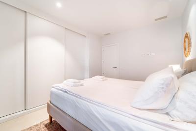 27-f6e8bc237ba13ac4c268badec6354f3d