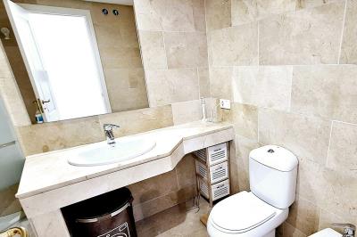 12-53013098fcab6c38b1379cd33298e050