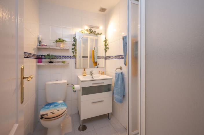 Image No.15-2 Bed Apartment for sale