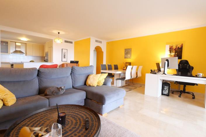 Image No.8-Appartement de 2 chambres à vendre à Calahonda