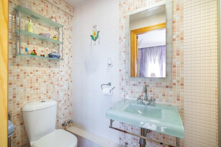 Image No.10-2 Bed Apartment for sale