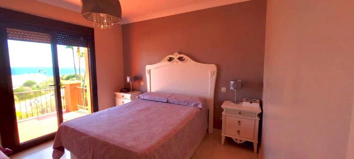 Image No.8-3 Bed Duplex for sale