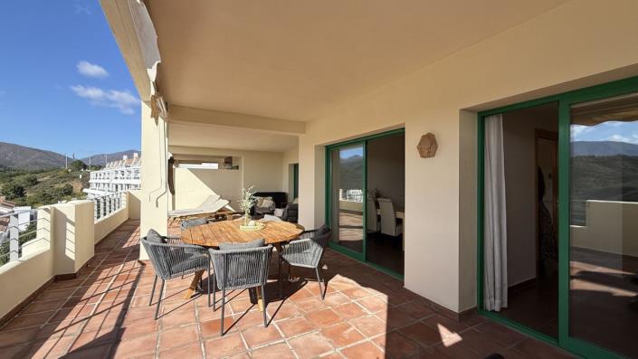 Image No.15-2 Bed Apartment for sale