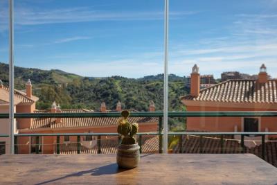 2-5bd7b9d04b45e33852eaf0ec6670150d