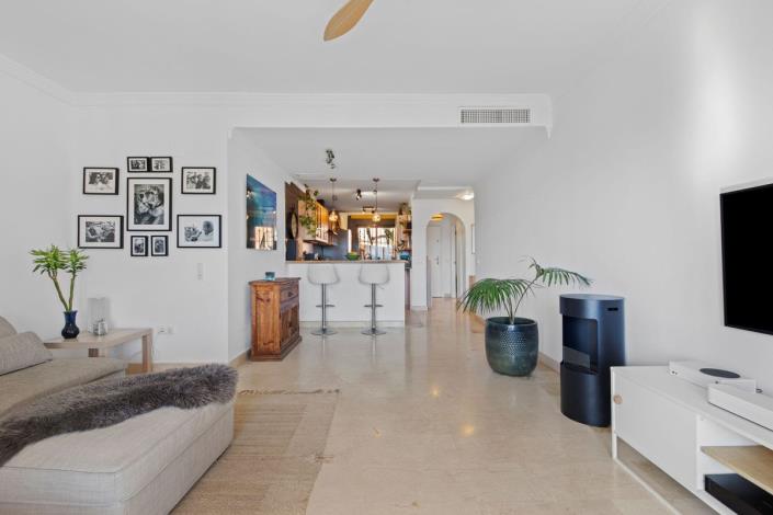 Image No.8-Appartement de 2 chambres à vendre à Elviria