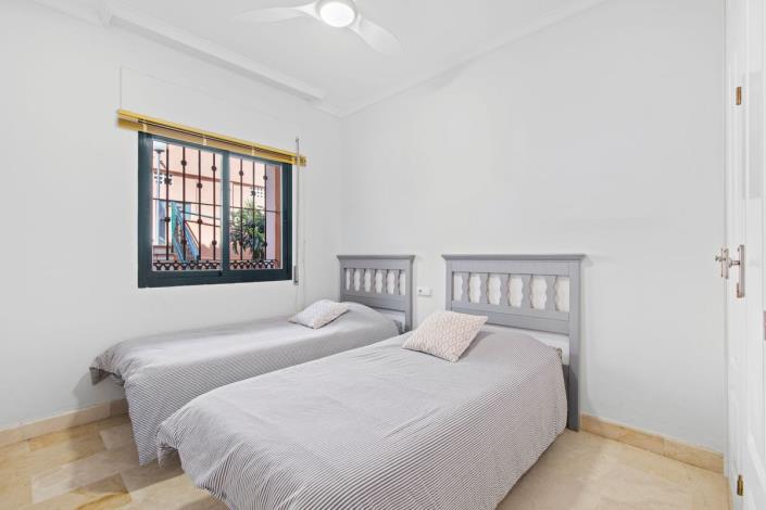 Image No.14-Appartement de 2 chambres à vendre à Elviria