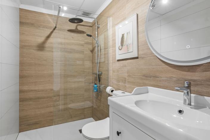 Image No.11-Appartement de 2 chambres à vendre à Elviria