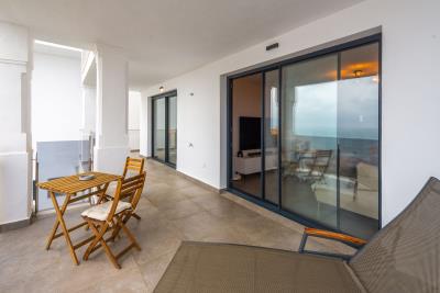 3-644887ed831e8682853ff700c7704b89