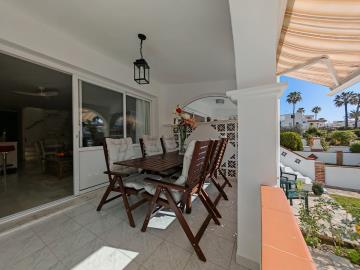 11-20939a0134ad724a8cb2a801094d15a4