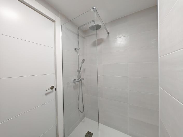 Image No.25-3 Bed Townhouse for sale