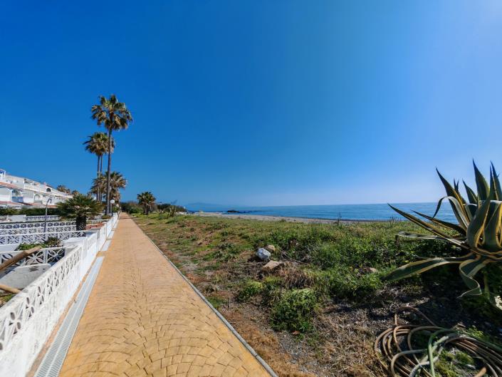 Image No.27-3 Bed Townhouse for sale