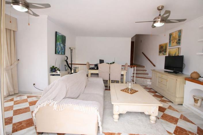 Image No.6-2 Bed Townhouse for sale