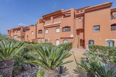 8-486e0113f924038db3f76992aac3bb44