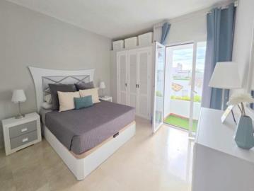 10-bb915d1cb19341576dcdc994b81ab9c5