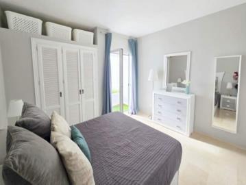 11-20939a0134ad724a8cb2a801094d15a4