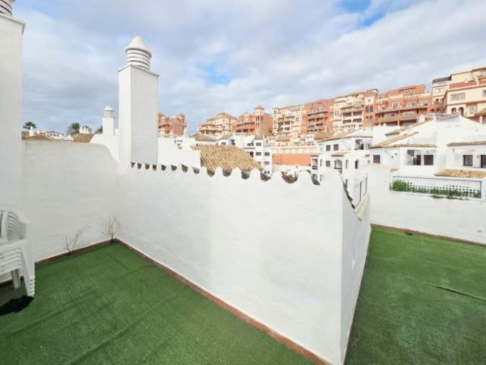 Image No.4-Penthouse de 2 chambres à vendre à Estepona