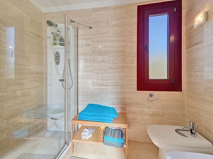 Image No.15-2 Bed Apartment for sale