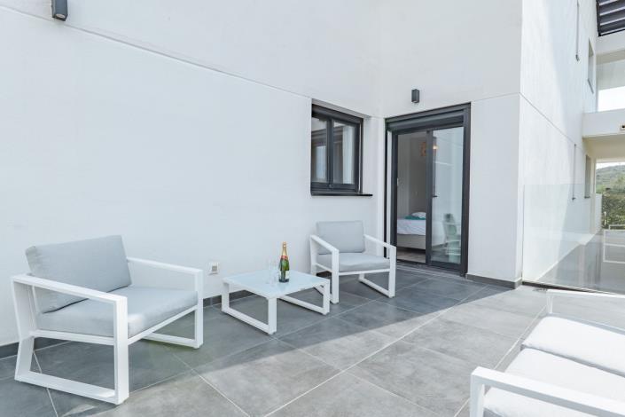 Image No.3-3 Bed Apartment for sale