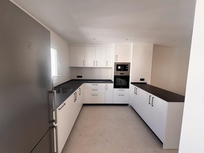 Image No.5-3 Bed Apartment for sale