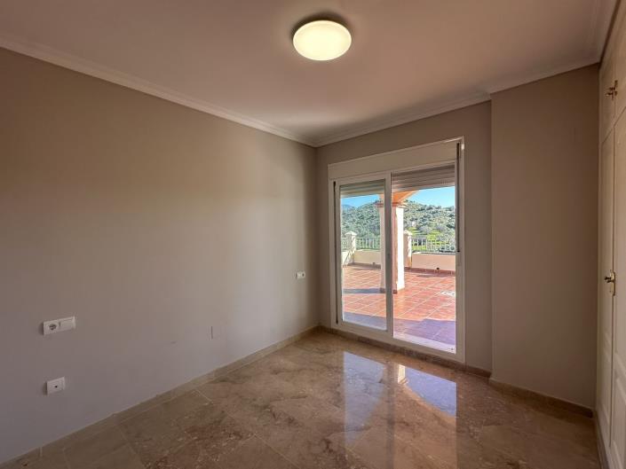 Image No.26-3 Bed Penthouse for sale