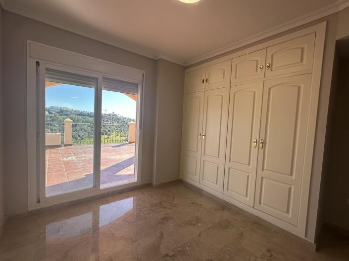 Image No.22-3 Bed Penthouse for sale