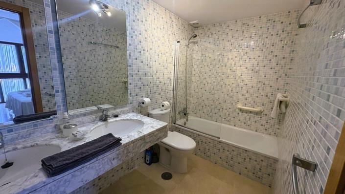 Image No.10-3 Bed Apartment for sale