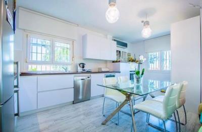 3-644887ed831e8682853ff700c7704b89