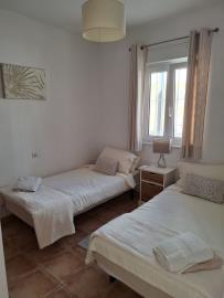 15-11d12f2f454f2f5e9b981fdd8b901d51