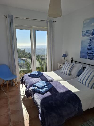 Image No.13-3 Bed Townhouse for sale