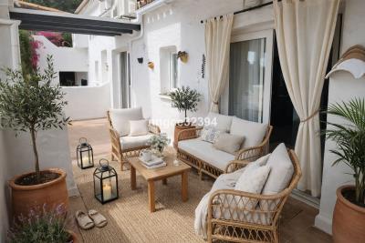 2-5bd7b9d04b45e33852eaf0ec6670150d