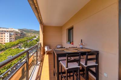 12-53013098fcab6c38b1379cd33298e050