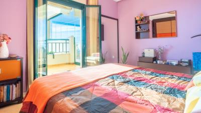 4-498bdfab4a7fcf25df40c2176acd63a0