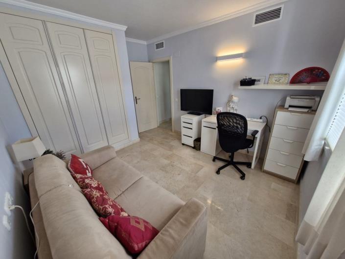 Image No.11-Appartement de 2 chambres à vendre à Calahonda