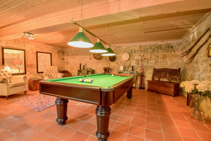 Image No.18-8 Bed Farmhouse for sale