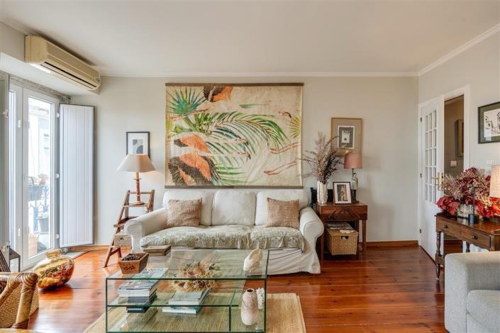 Image No.3-3 Bed Apartment for sale