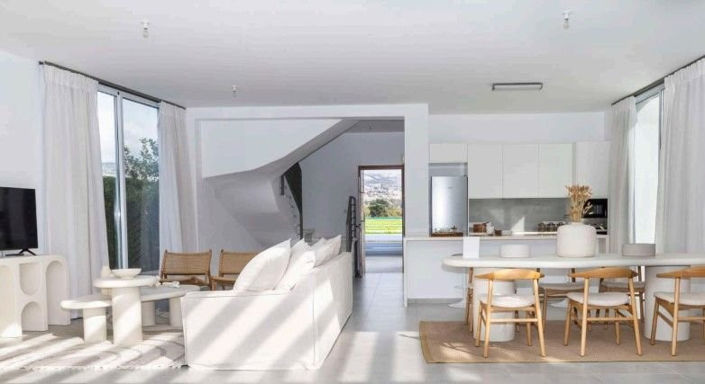 Image No.2-3 Bed Villa for sale