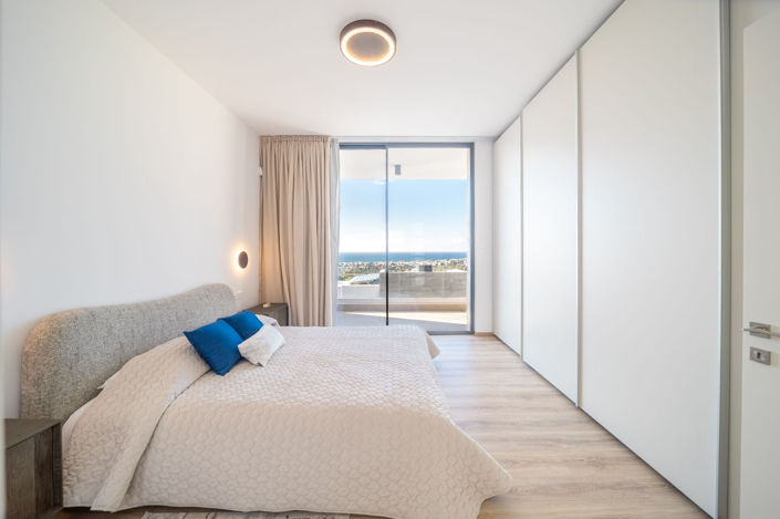 Image No.10-3 Bed Villa for sale